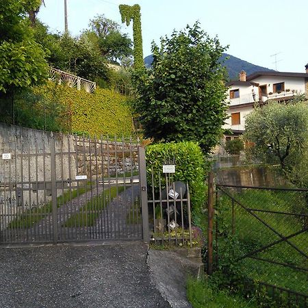 Il Pozzo Leilighet Marone Eksteriør bilde